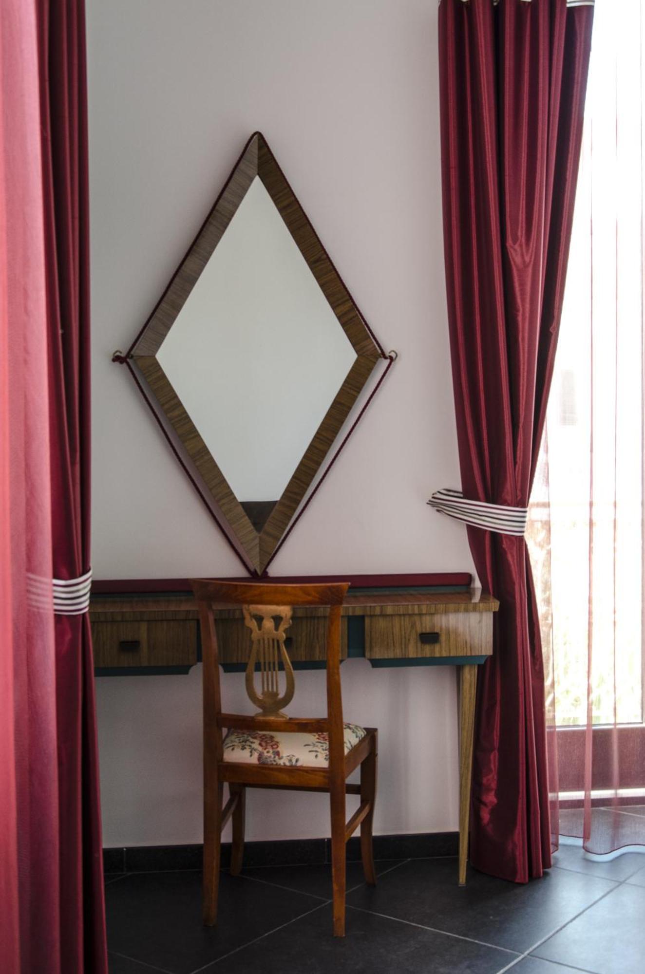 Maria Vittoria Charming Rooms And Apartments Brindisi Szoba fotó